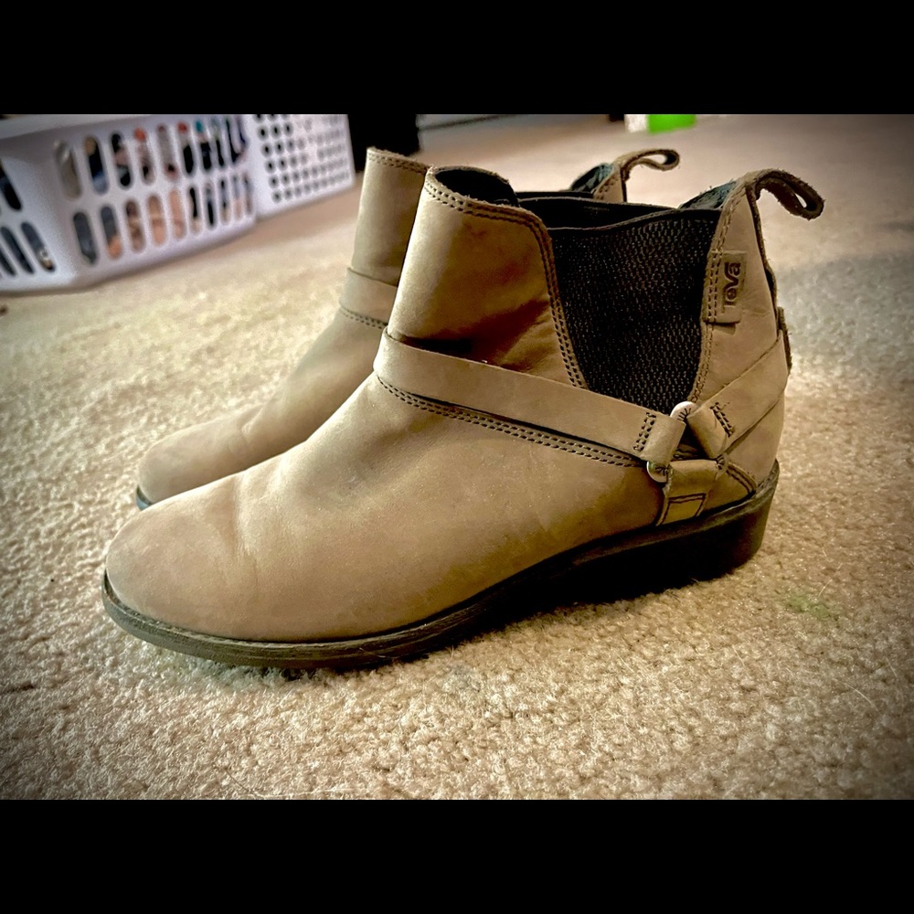 Teva Women's W De La Vina Dos Chelsea Boot